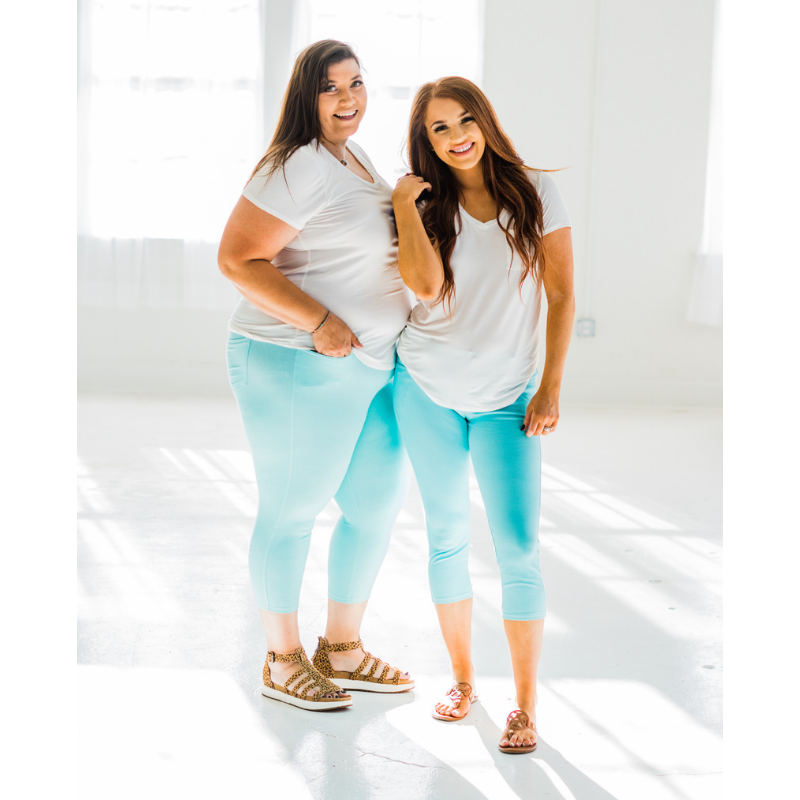 Quintessential Spring Jeggings in Turquoise