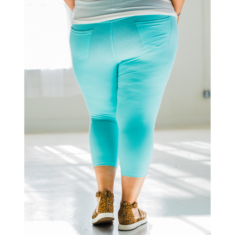 Quintessential Spring Jeggings in Turquoise