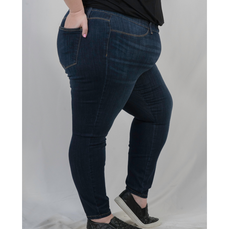 Judy Blue Skinny Pull-On Jeggings