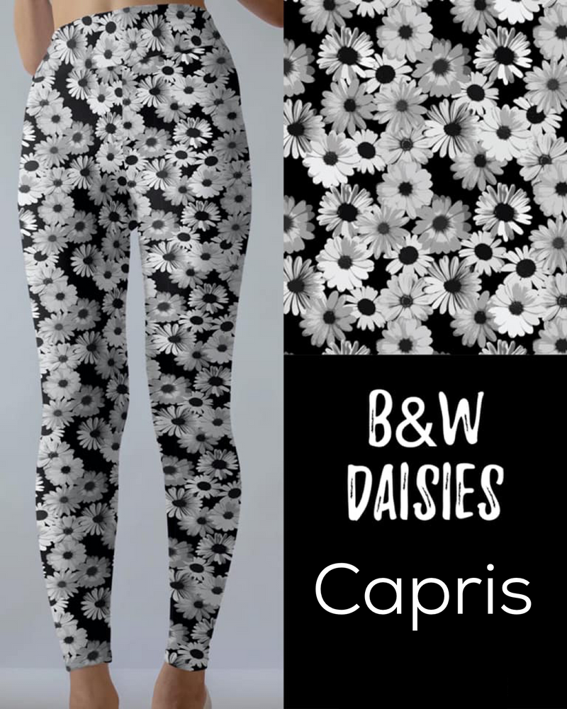 Black & White Daisy Capris